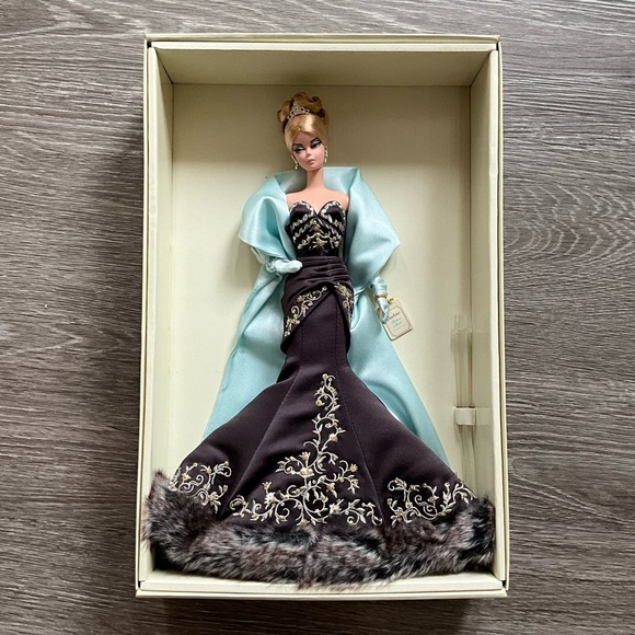 Silkstone Stolen Magic Barbie NIB - Picture 14 of 14